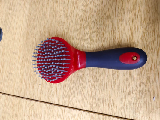 Horse Mane & Tail Brush — Round, Soft Rubber Grip, Needle Bristles